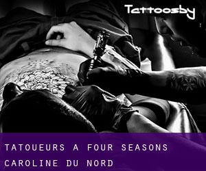 Tatoueurs à Four Seasons (Caroline du Nord)