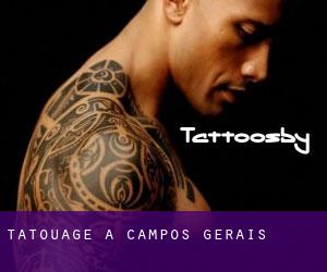 tatouage à Campos Gerais