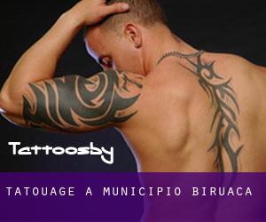 tatouage à Municipio Biruaca